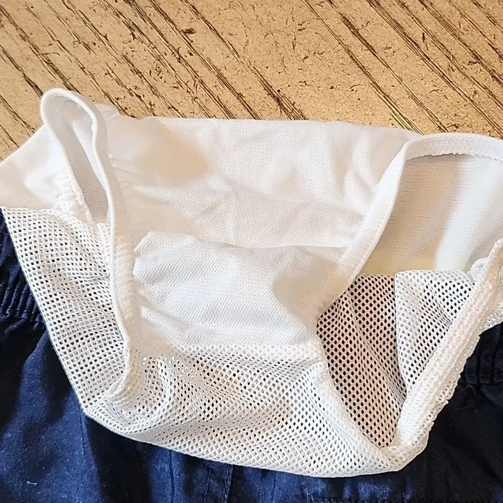 Cat & Jack 4/5 swimming shorts new never worn